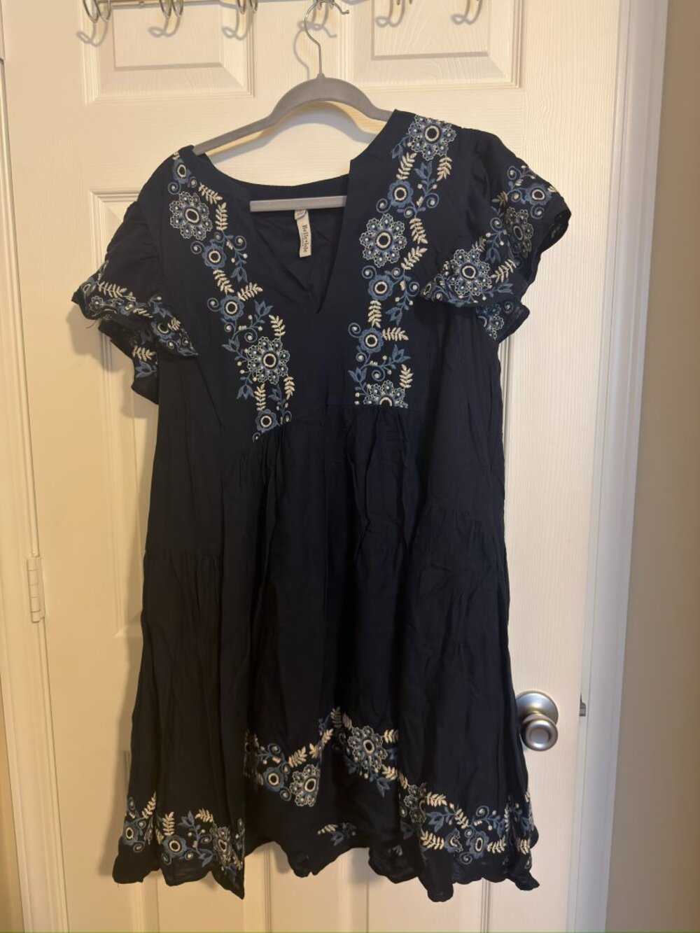 Belle + Isle by Torrid Embroidered Tiered Dress Size 2 2X
